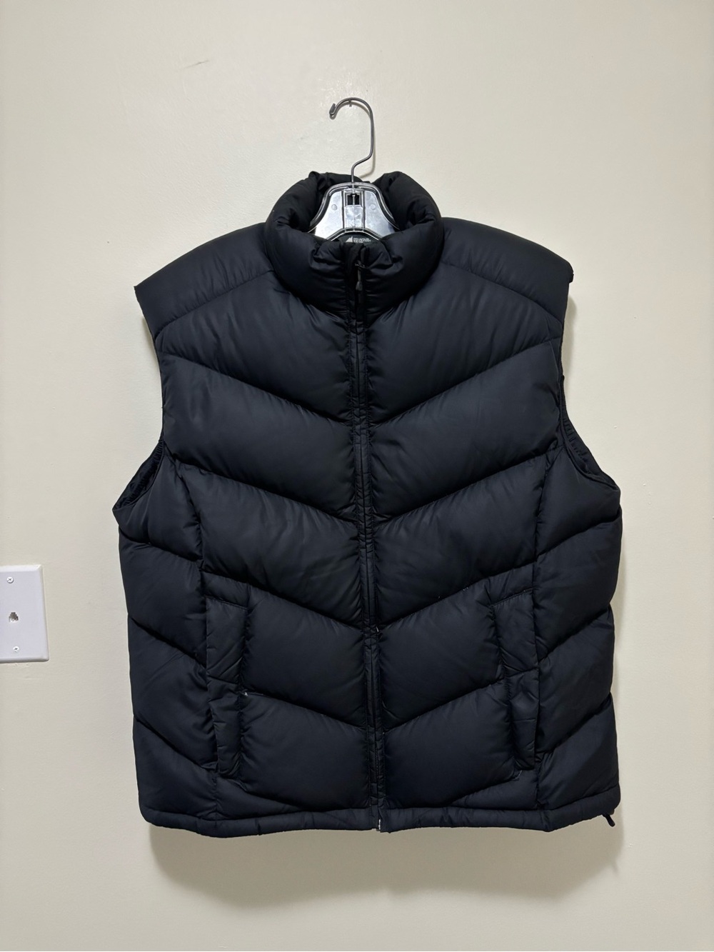 Mountain Equipment Co-op (MEC) Women's Down Puffer Vest (Size: XL/TG)